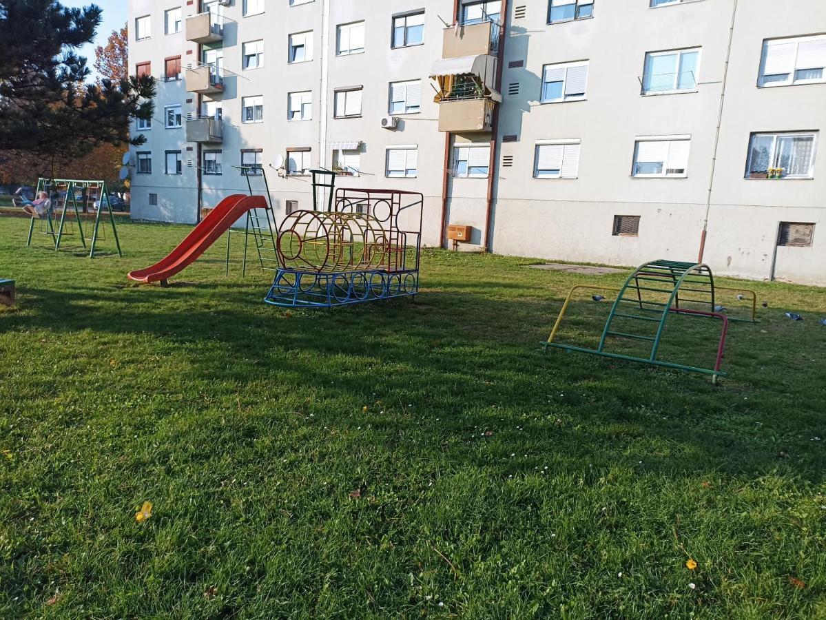 Apartment Close2Park *** Čakovec 外观 照片